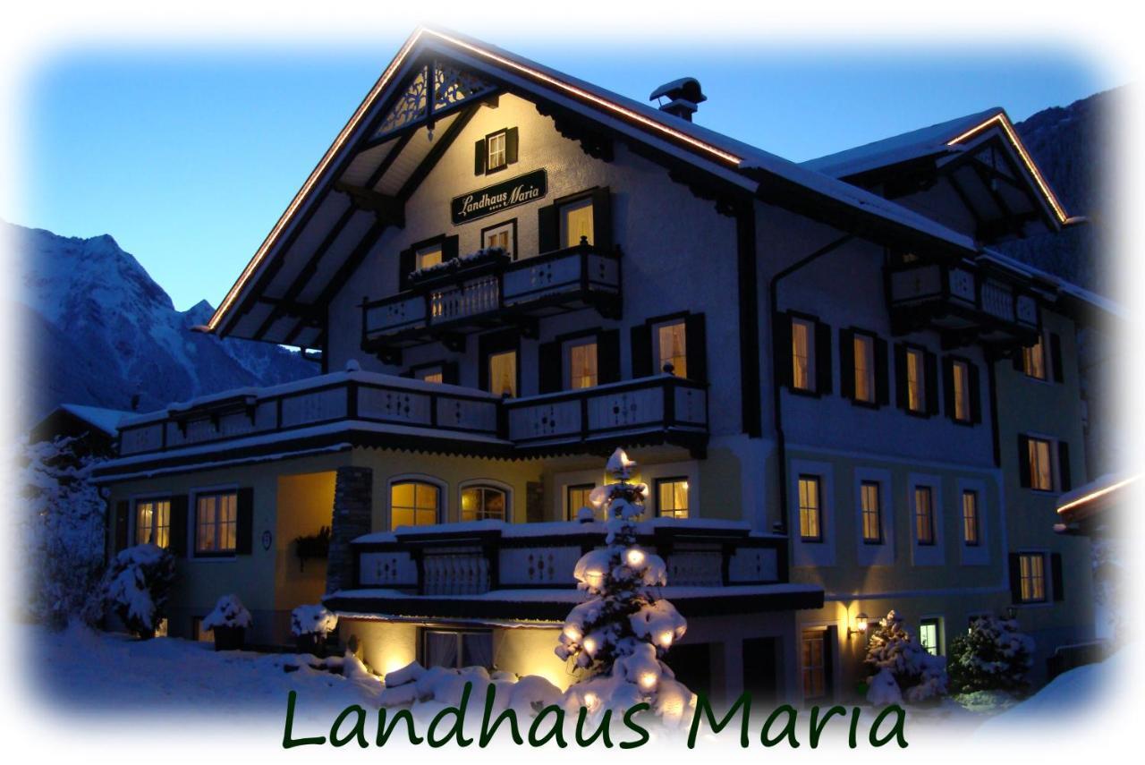 Ferienwohnungen Kroll - Appartements Viktoria Und Landhaus Maria Mayrhofen Exterior photo
